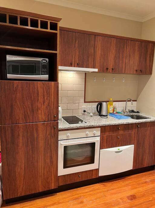 Seaview Waterfront Hotel Apt Auckland Bagian luar foto